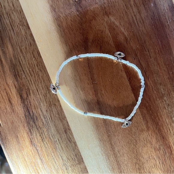 *2/$15* Evil eye bracelet - Picture 1 of 6